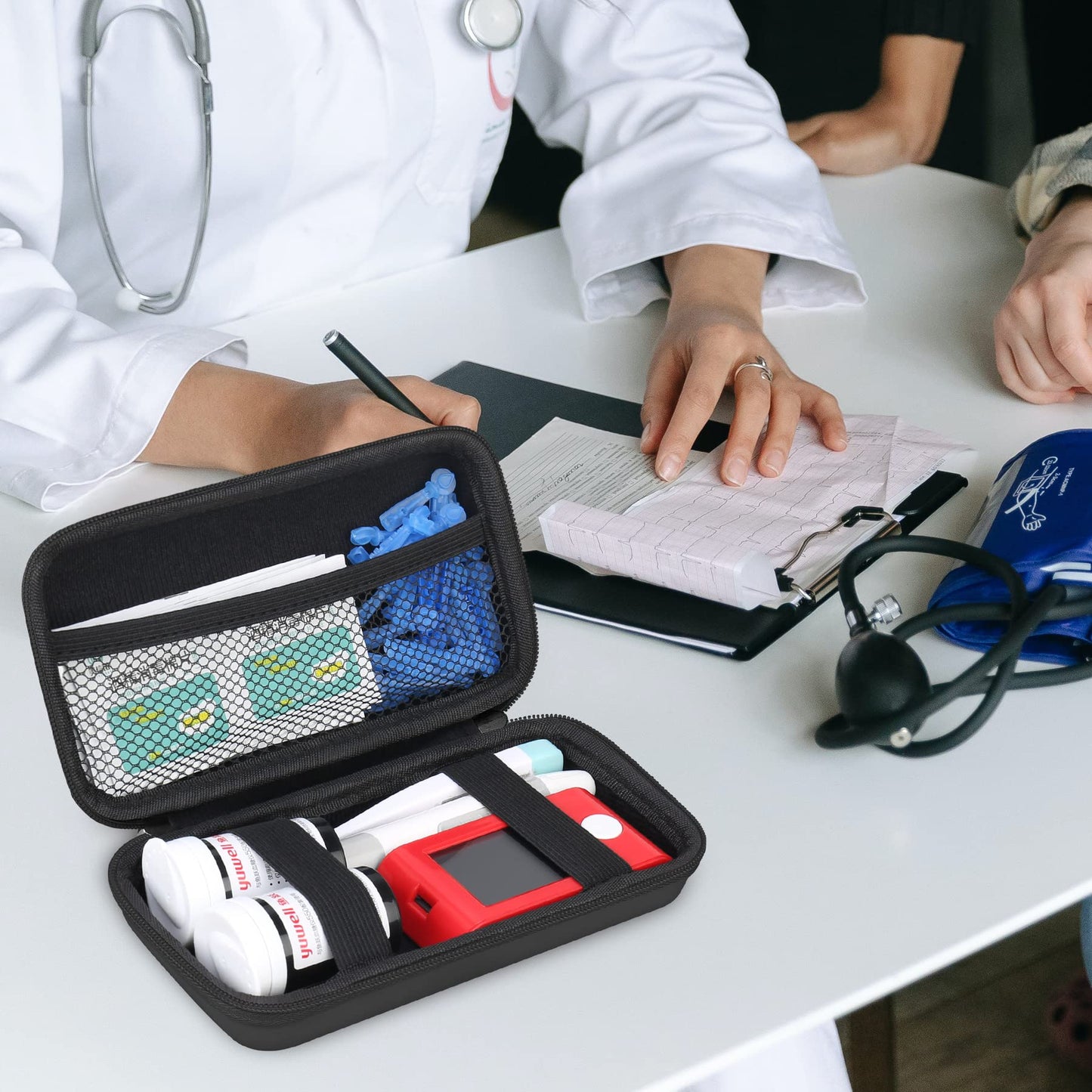 Diabetic Supplies Case, Carrying Organizer for Glucose Meter, Lancing Device